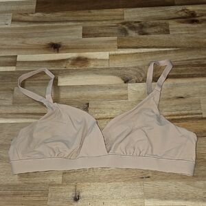 SKIMS Kim Kardashian Women's XS Bra New w/out Tags!